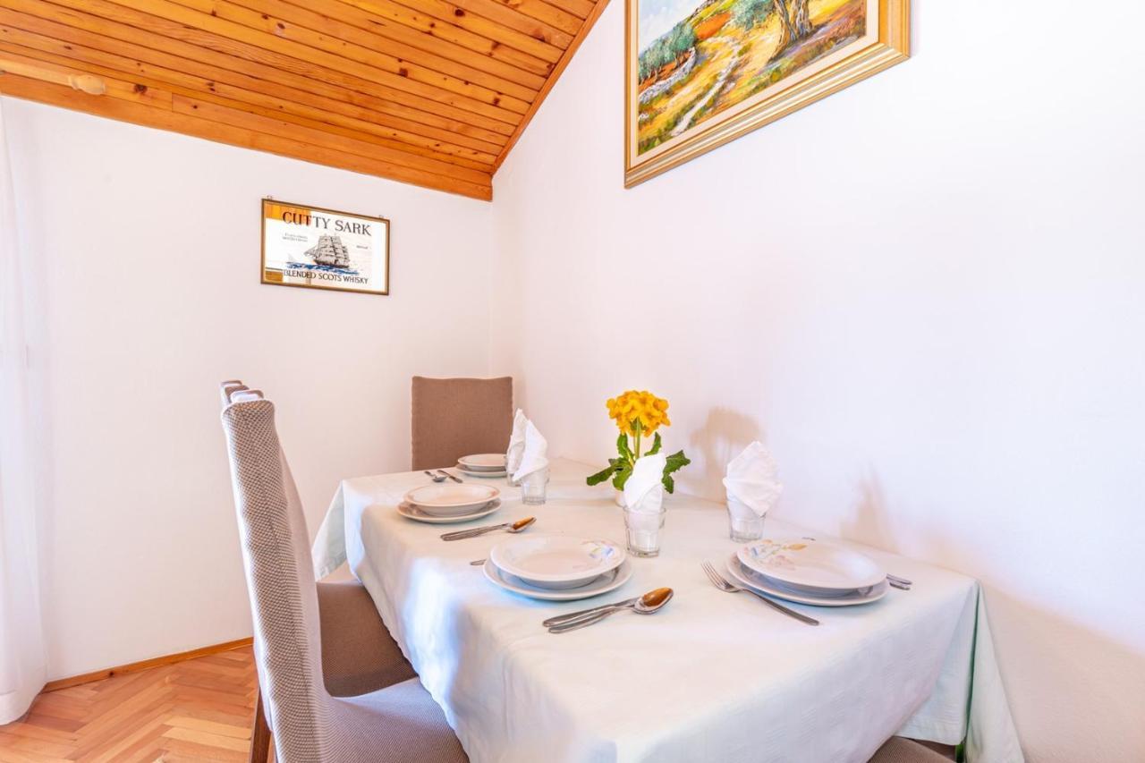 פורץ Apartments Ada Near The Sea מראה חיצוני תמונה